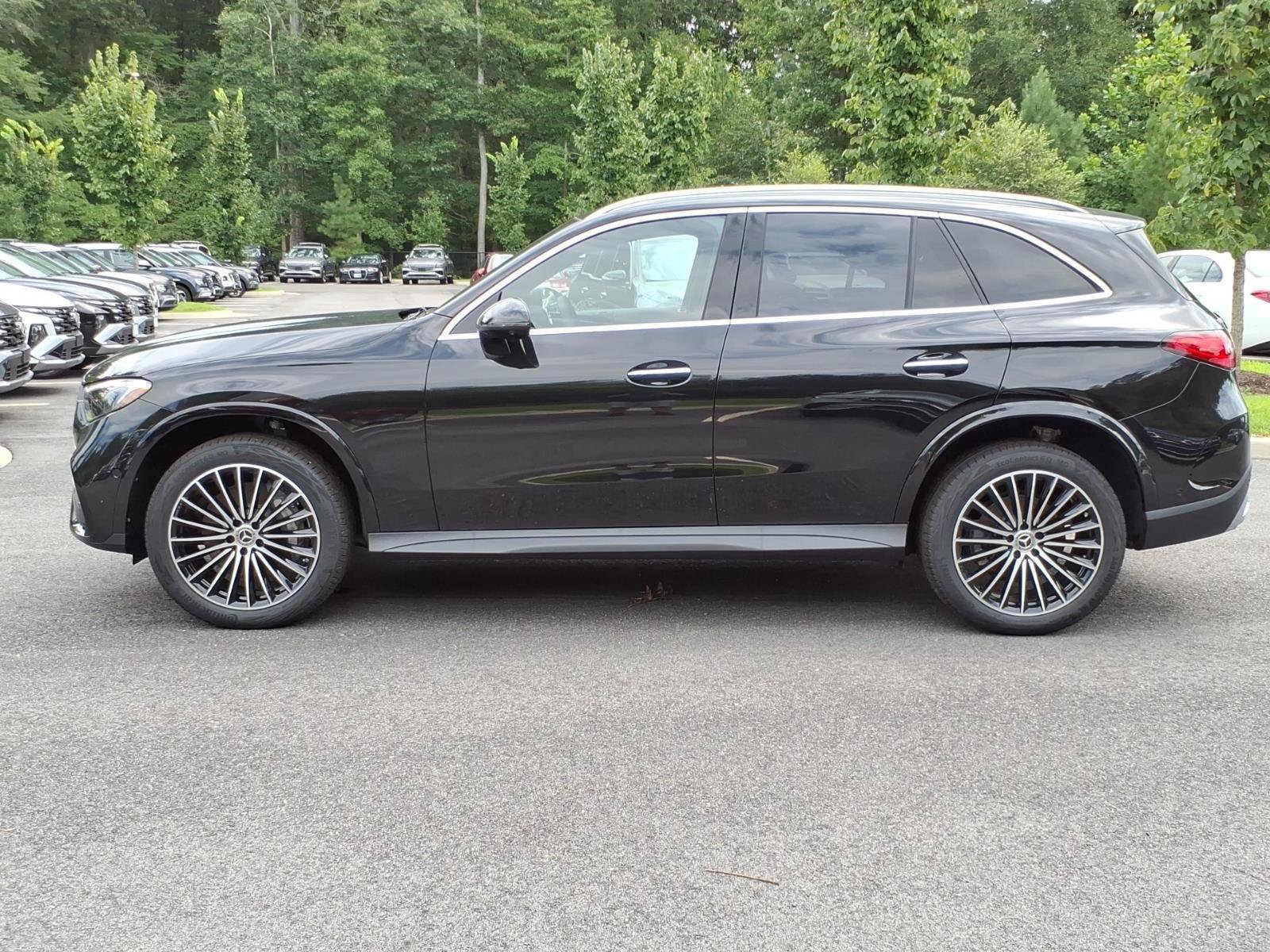 New 2026 Mercedes-Benz GLC 300 4MATIC image 3
