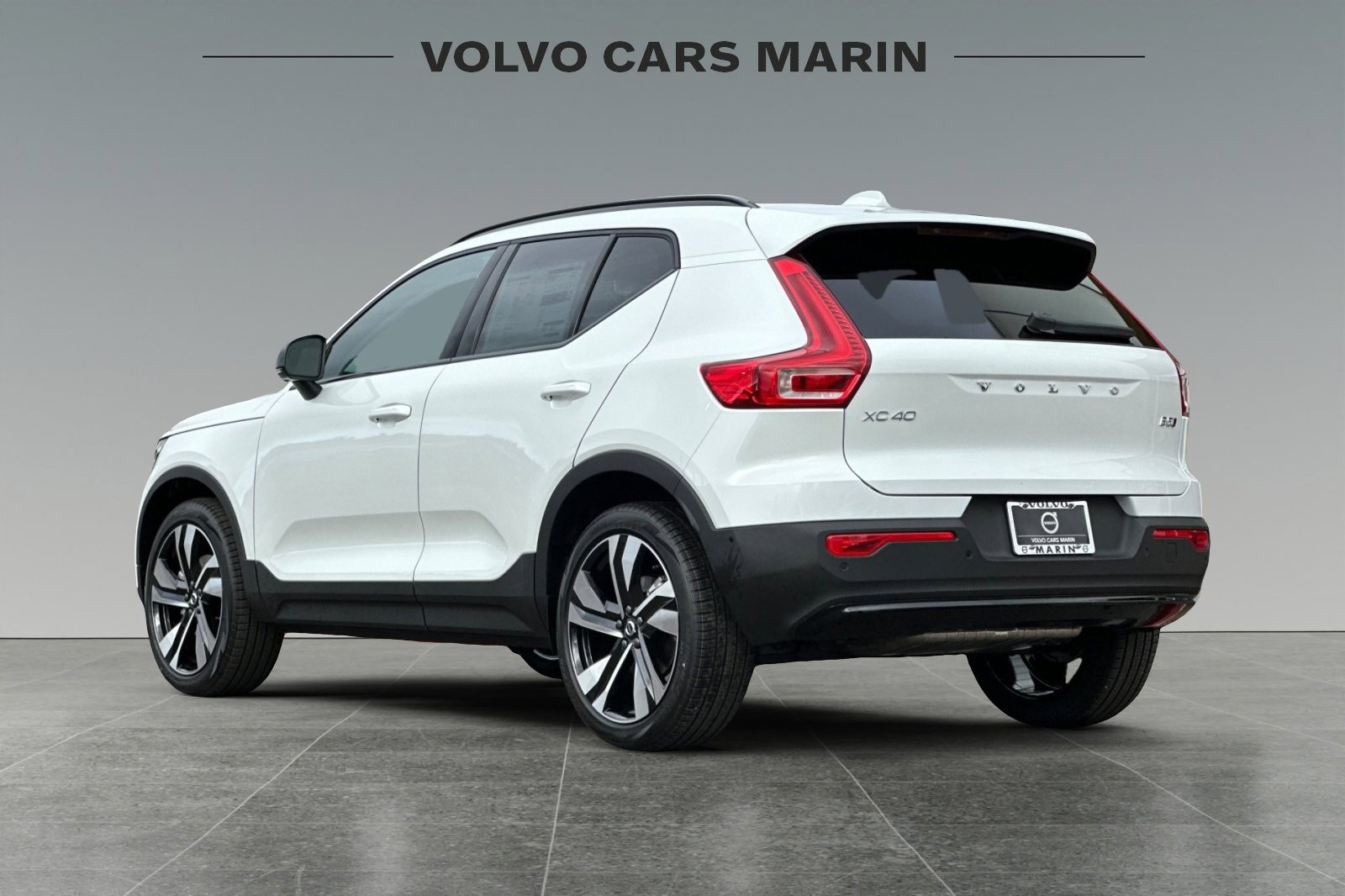 New 2026 Volvo XC40 B5 Ultra w/ Climate Package image 6