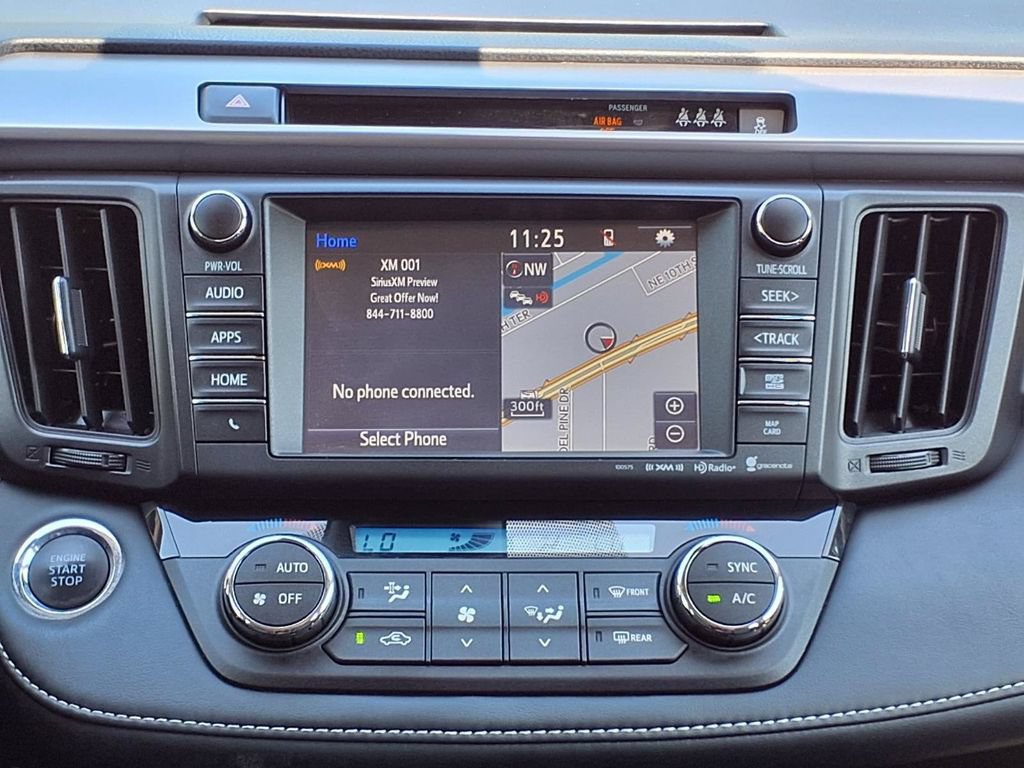 Used 2018 Toyota RAV4 Limited FWD image 21