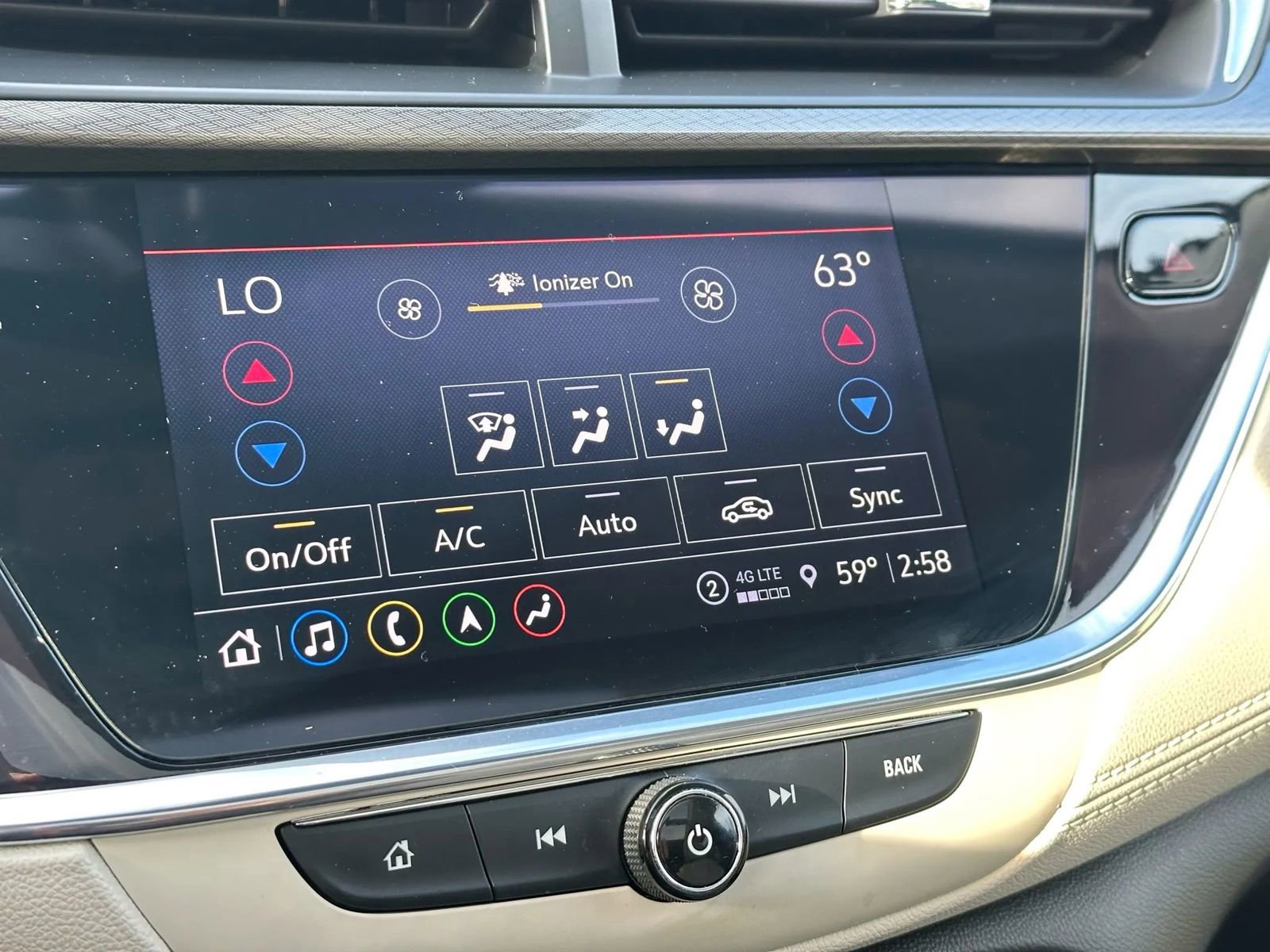 Used 2021 Buick Encore GX Essence w/ Advanced Technology Package image 30