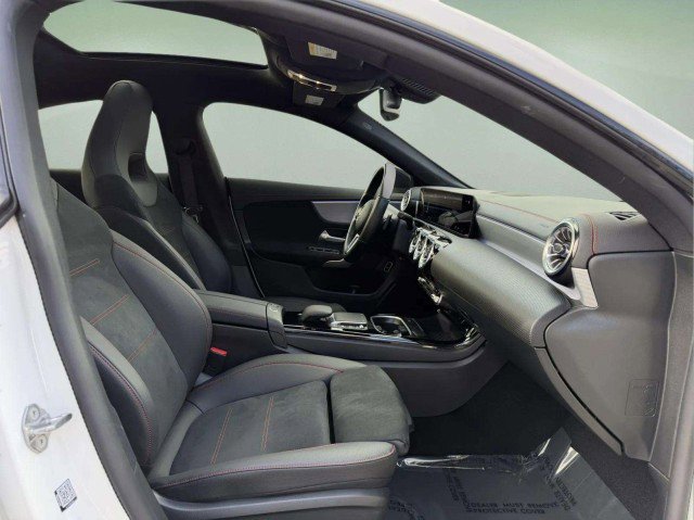 Certified 2023 Mercedes-Benz CLA 250 4MATIC image 29