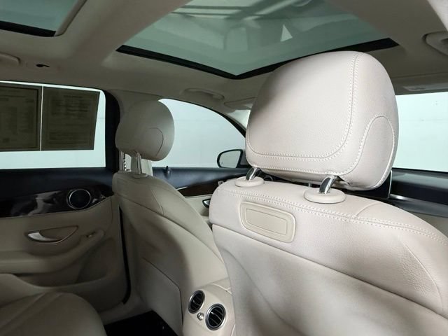 Used 2019 Mercedes-Benz GLC 300 image 30