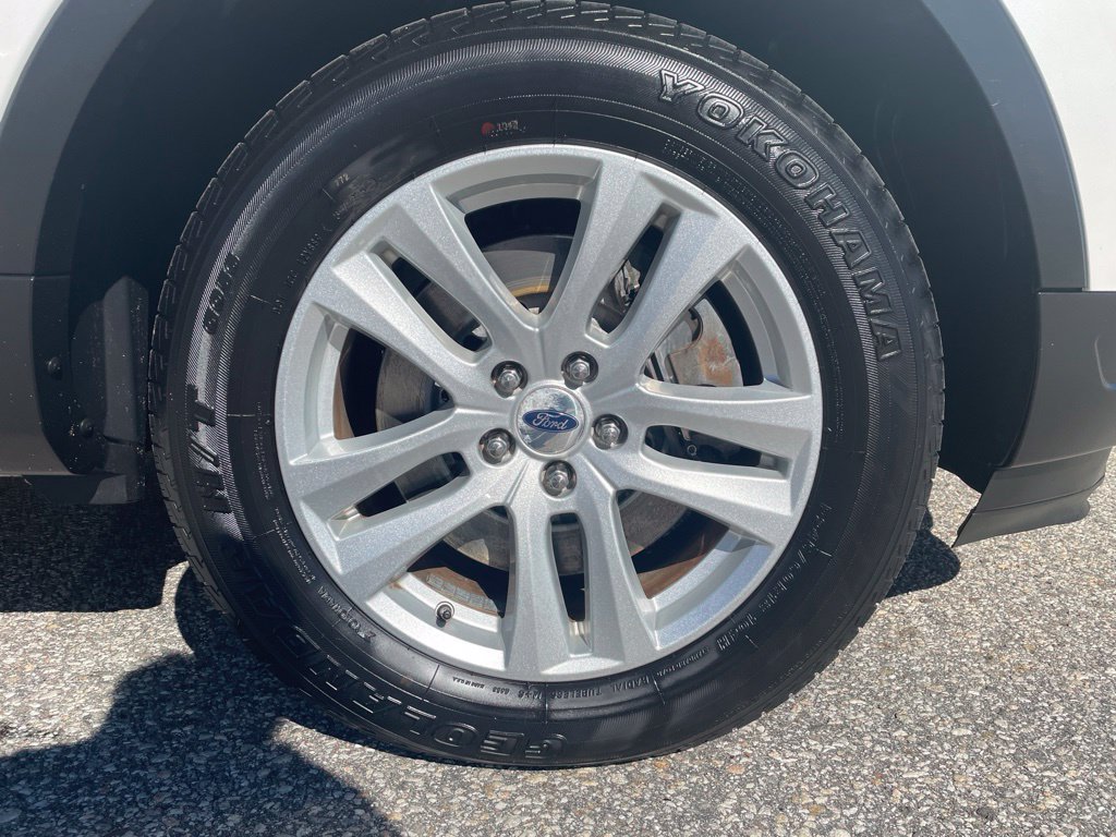 Certified 2019 Ford Explorer XLT w/ Class III Trailer Tow Package AWD/4WD image 5