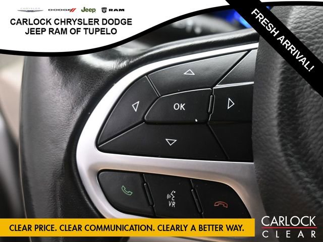 Used 2021 Chrysler Pacifica Touring-L image 18