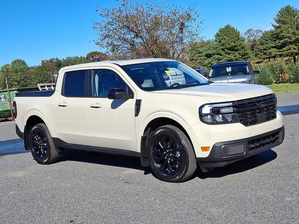 Used 2024 Ford Maverick Lariat w/ Black Appearance Package