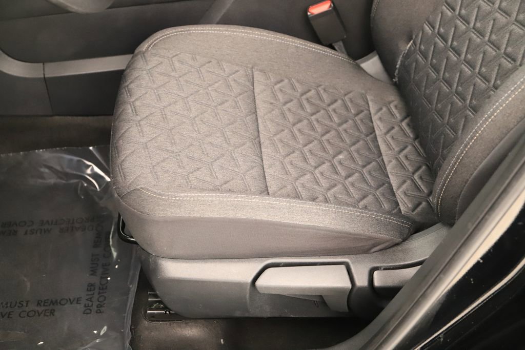 Used 2025 Nissan Kicks SV FWD image 23