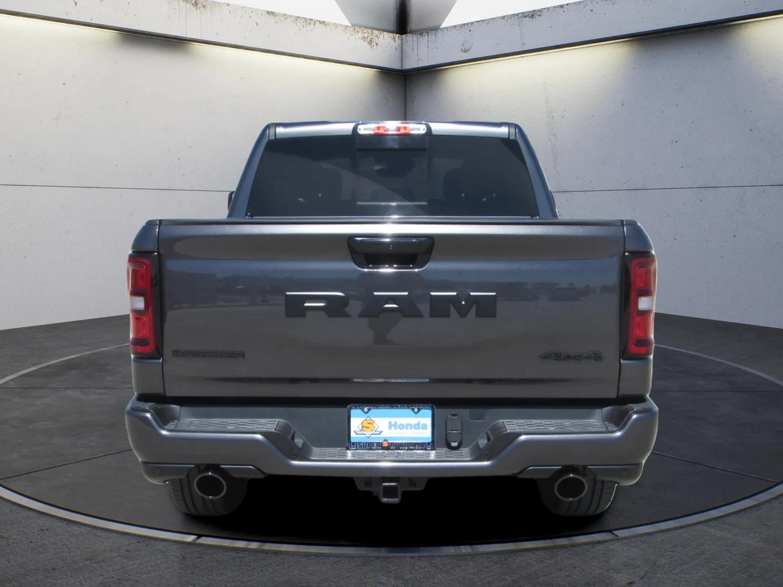 Used 2026 RAM 1500 Big Horn AWD/4WD image 7