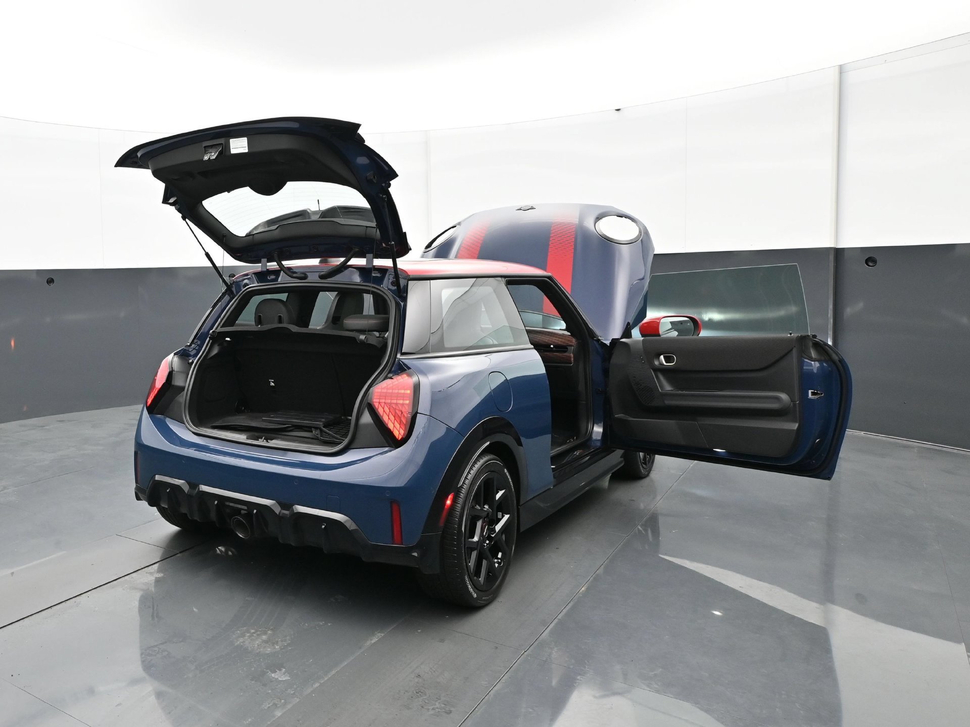 Used 2025 MINI Cooper John Cooper Works FWD image 34