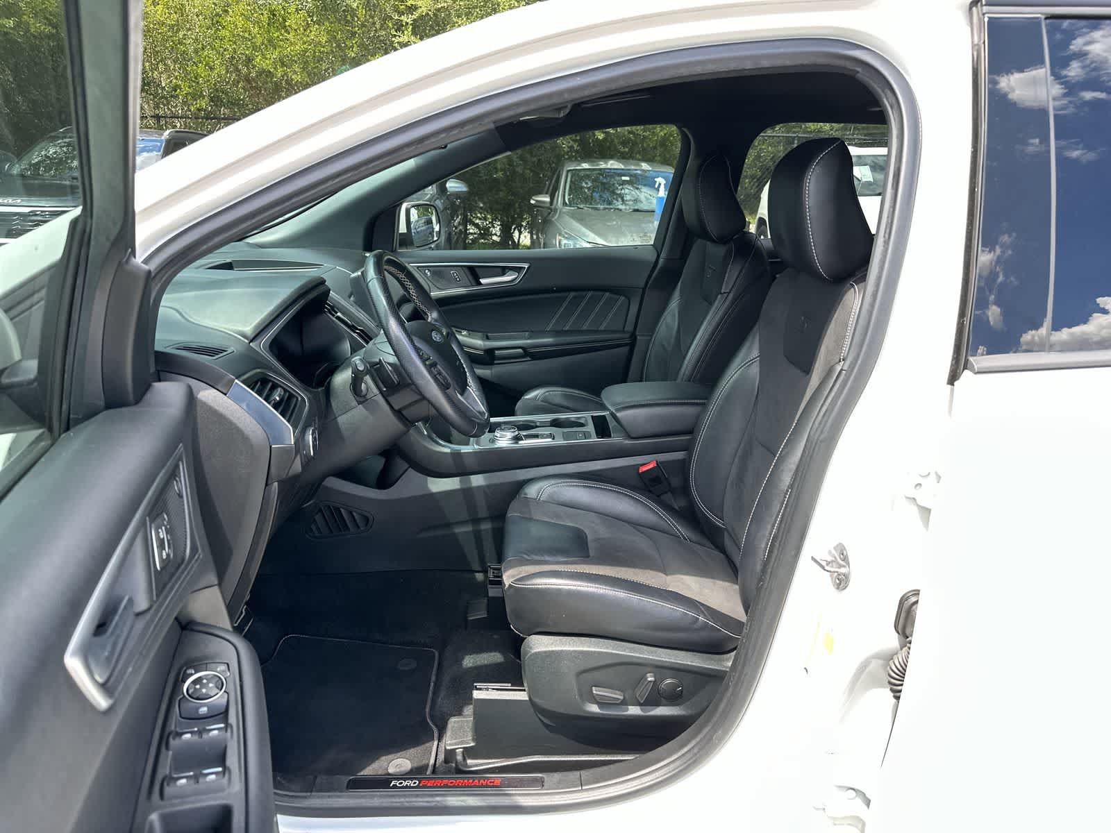 Used 2022 Ford Edge ST AWD/4WD image 2
