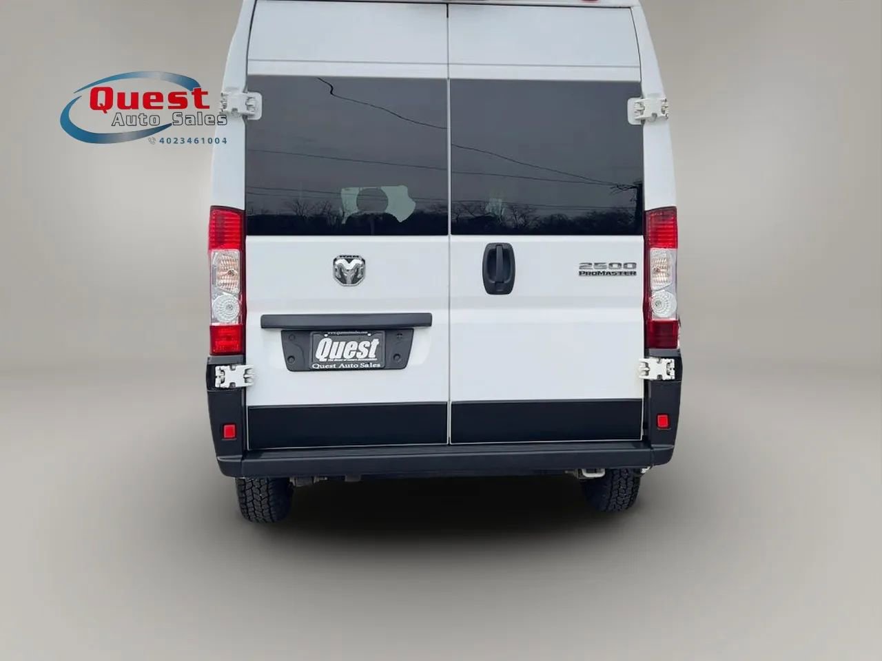Used 2023 RAM ProMaster 2500 FWD image 4