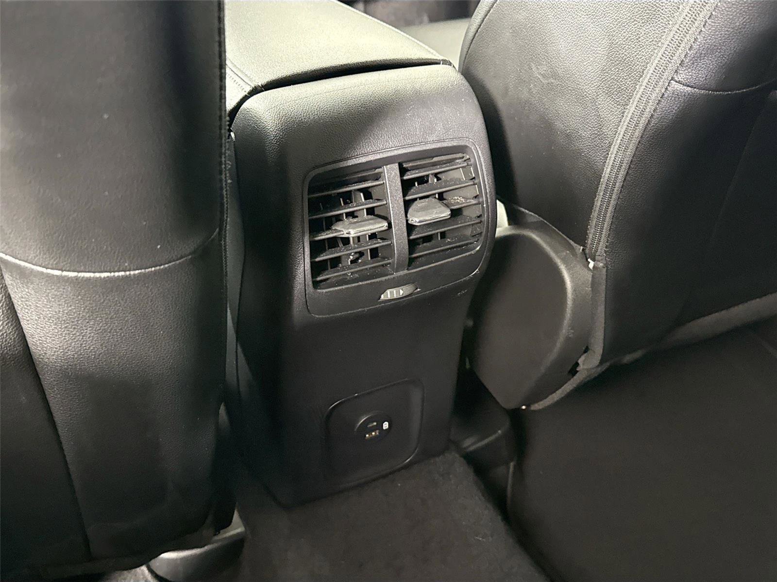 Used 2022 Ford Escape SEL w/ Technology Package image 35