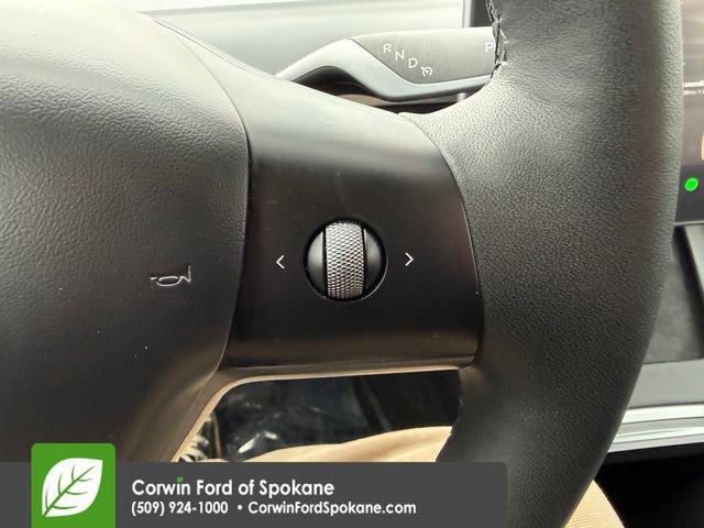 Used 2023 Tesla Model 3 Performance image 23