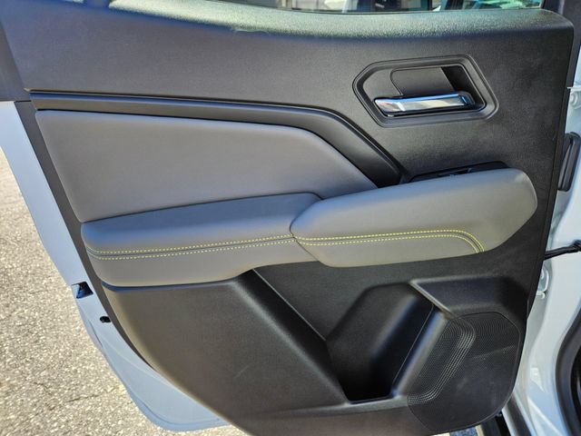 Used 2024 Chevrolet Colorado ZR2 w/ ZR2 Convenience Package III AWD/4WD image 21