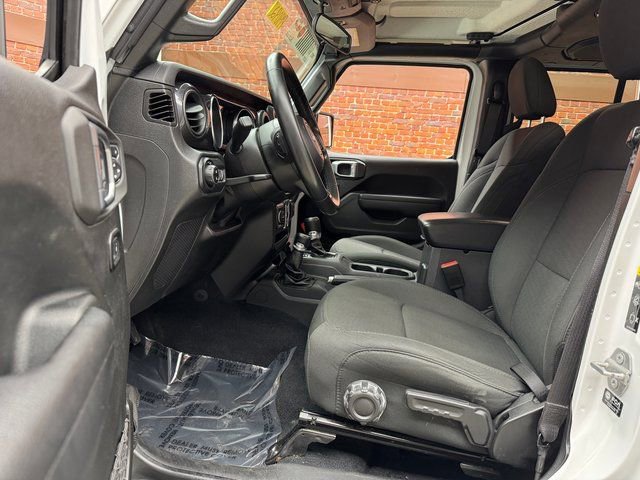 Used 2022 Jeep Gladiator Sport AWD/4WD image 19