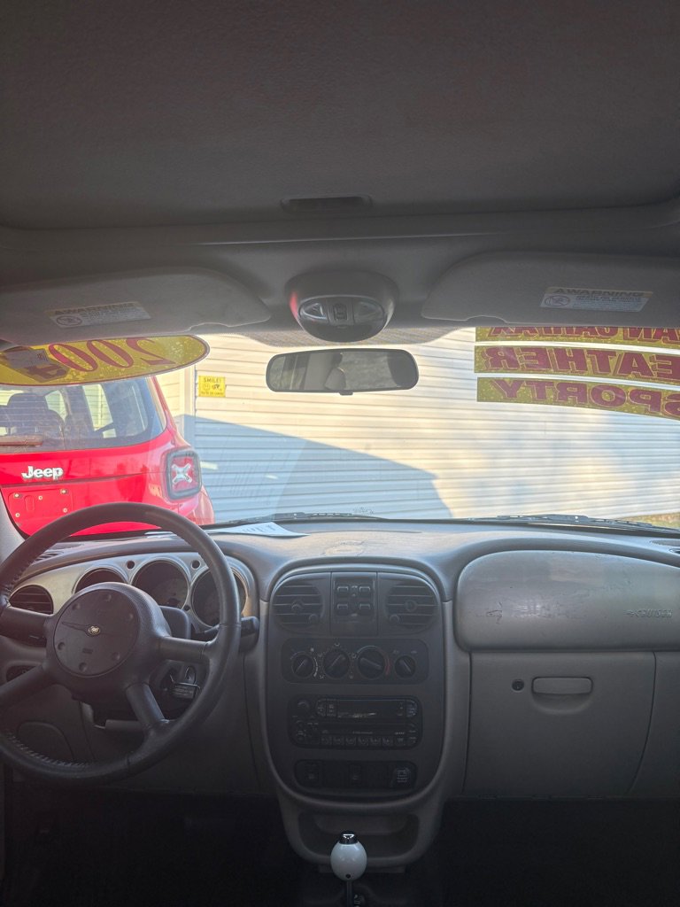 Used 2004 Chrysler PT Cruiser Limited image 14