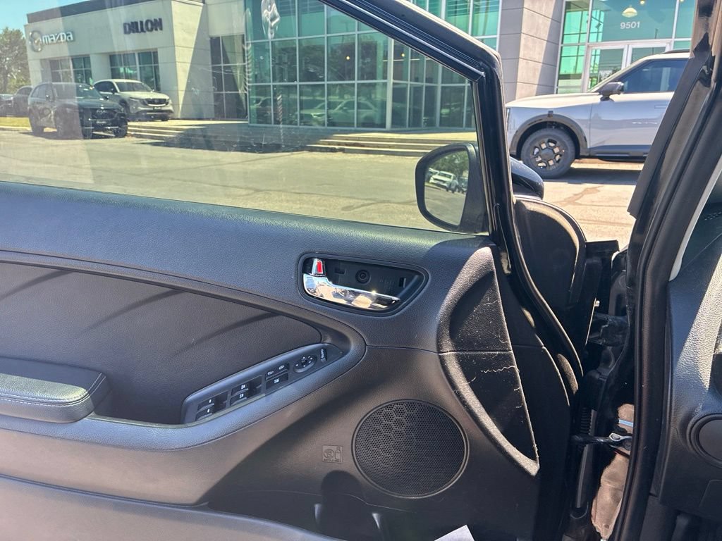 Used 2015 Kia Forte EX FWD image 8