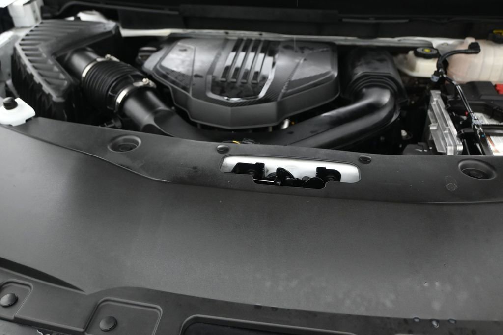 Used 2025 Buick Enclave Sport Touring w/ Power Package FWD image 14