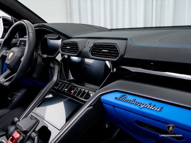 Used 2023 Lamborghini Urus S AWD/4WD image 44