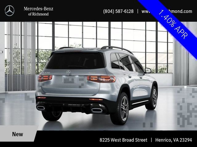 Used 2025 Mercedes-Benz GLB 250 4MATIC image 23