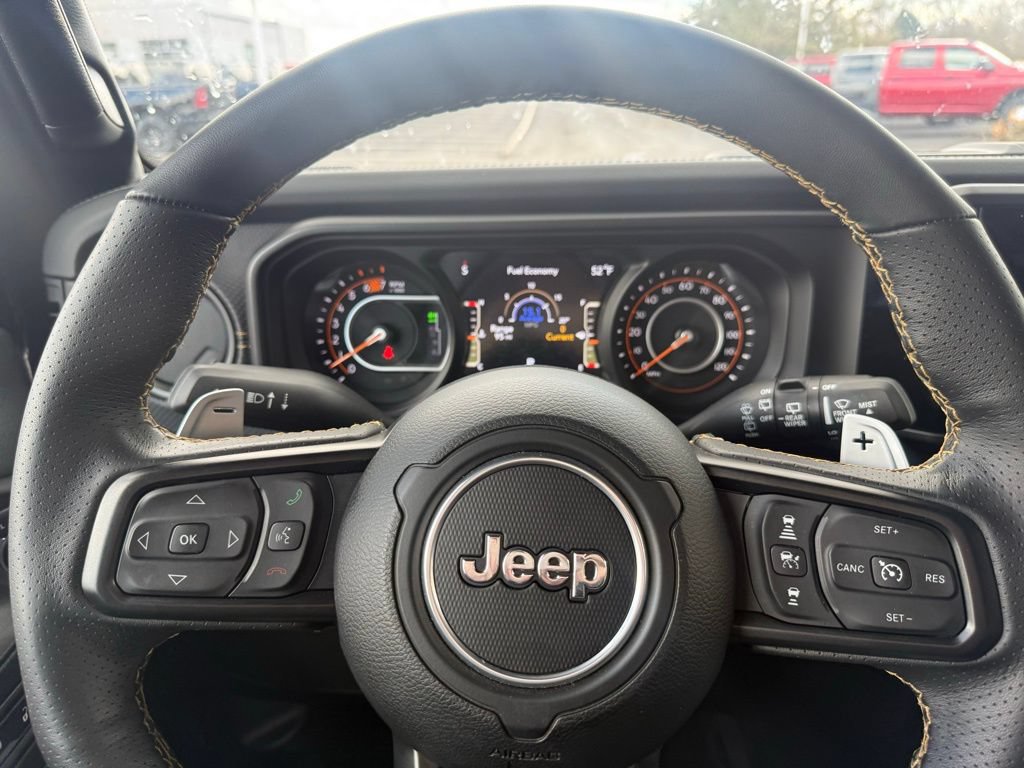 Used 2025 Jeep Wrangler Unlimited Rubicon 392 AWD/4WD image 26