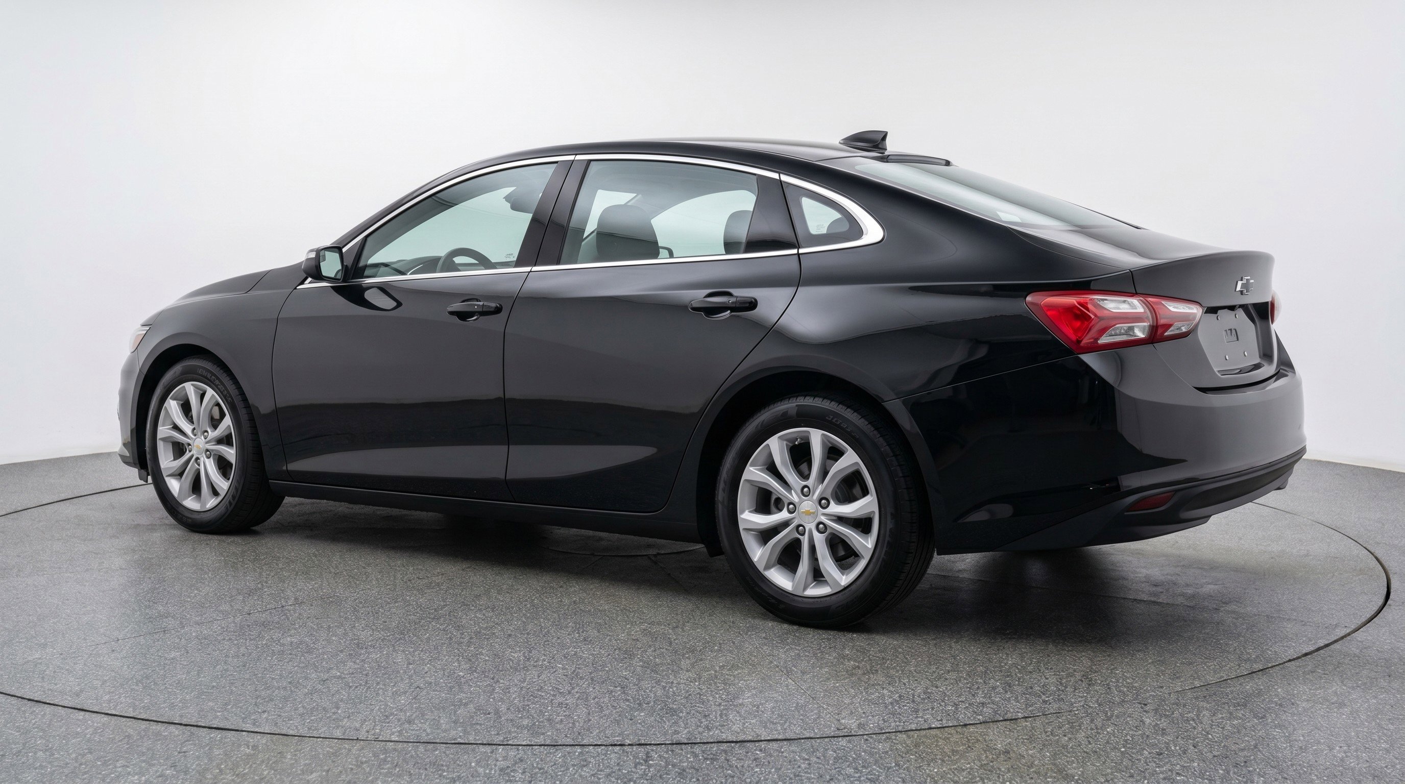 Used 2024 Chevrolet Malibu LT FWD image 6