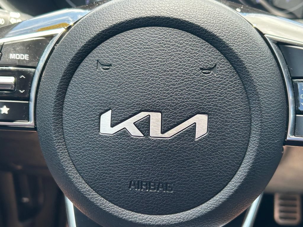 Used 2022 Kia Forte GT-Line w/ GT-Line Technology Package FWD image 32