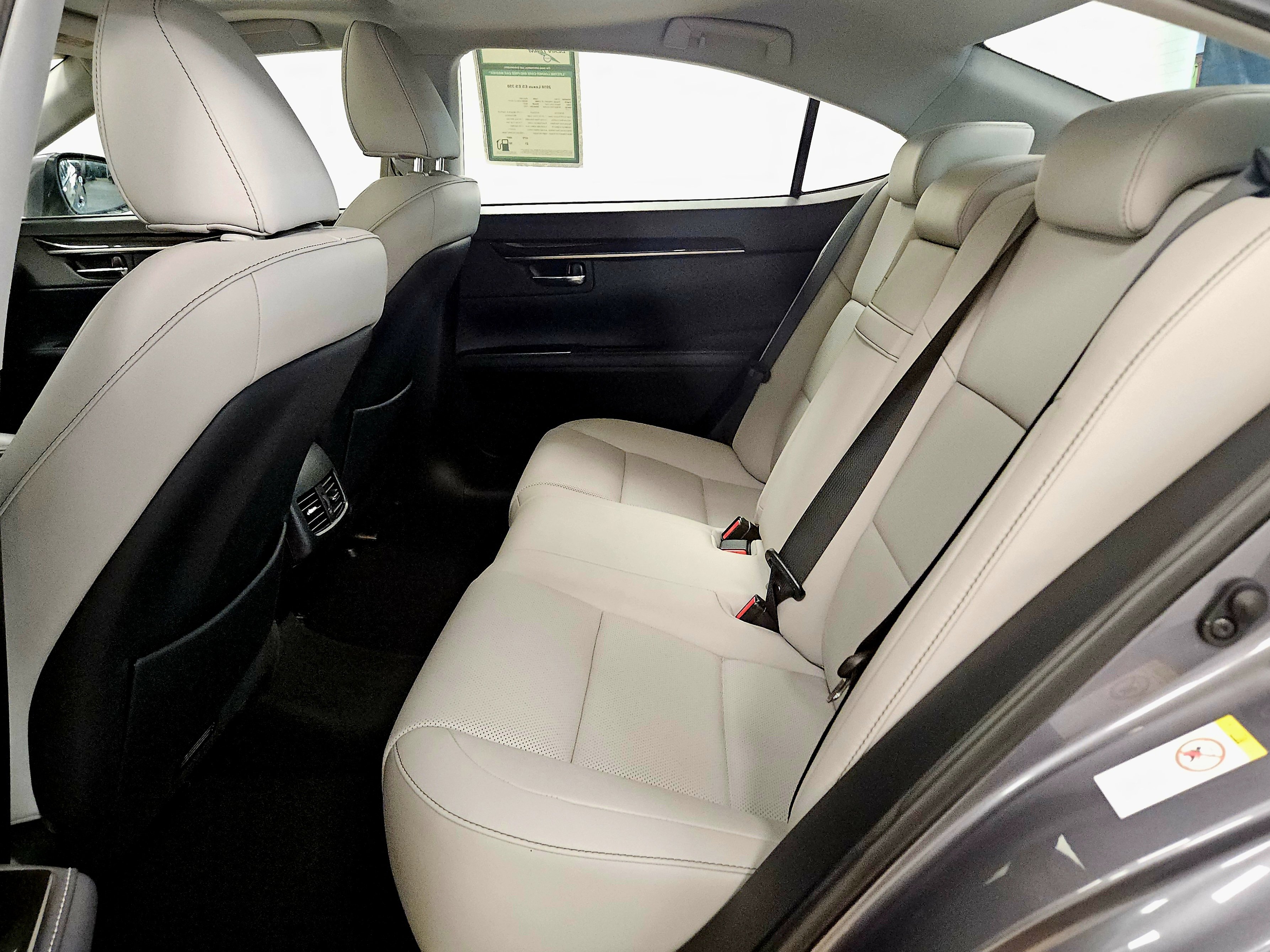 Used 2018 Lexus ES 350 image 11