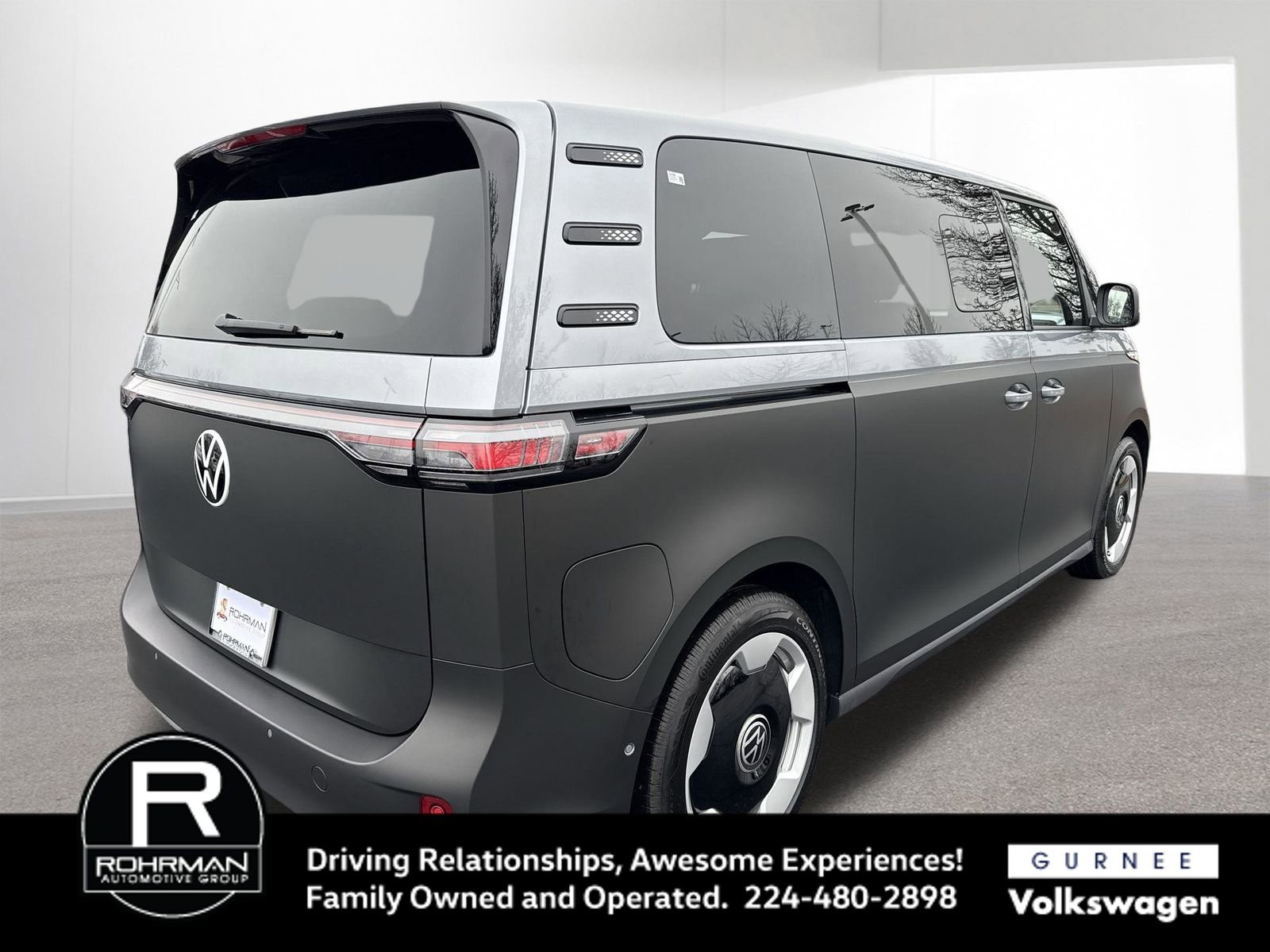 Used 2025 Volkswagen ID. Buzz Pro S image 9