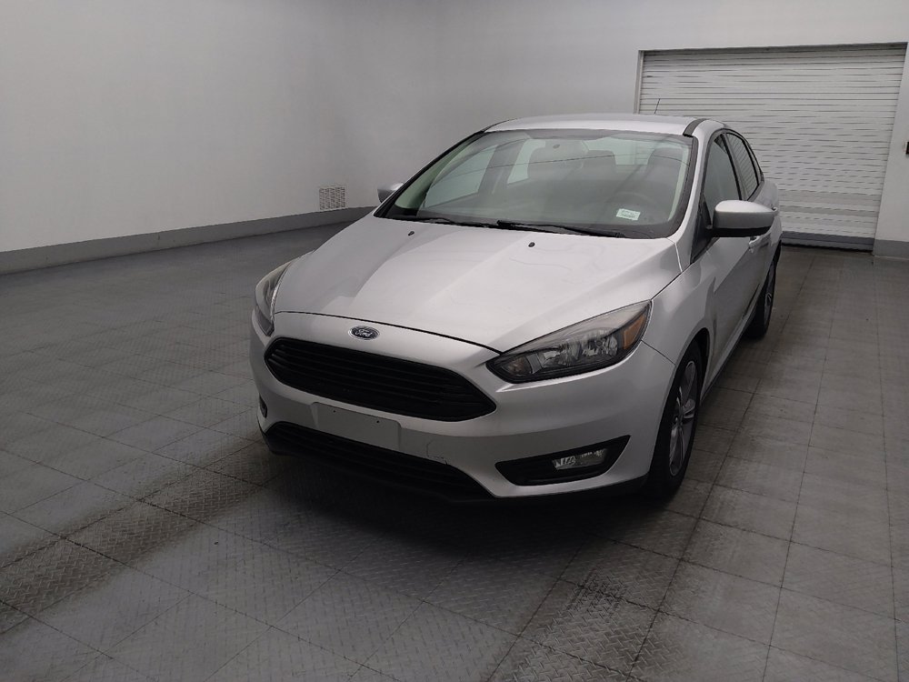 Used 2018 Ford Focus SE w/ SE Appearance Package FWD image 15