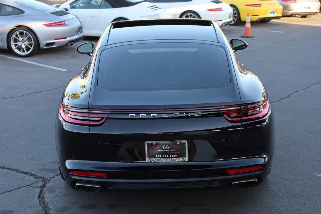 Used 2017 Porsche Panamera image 15