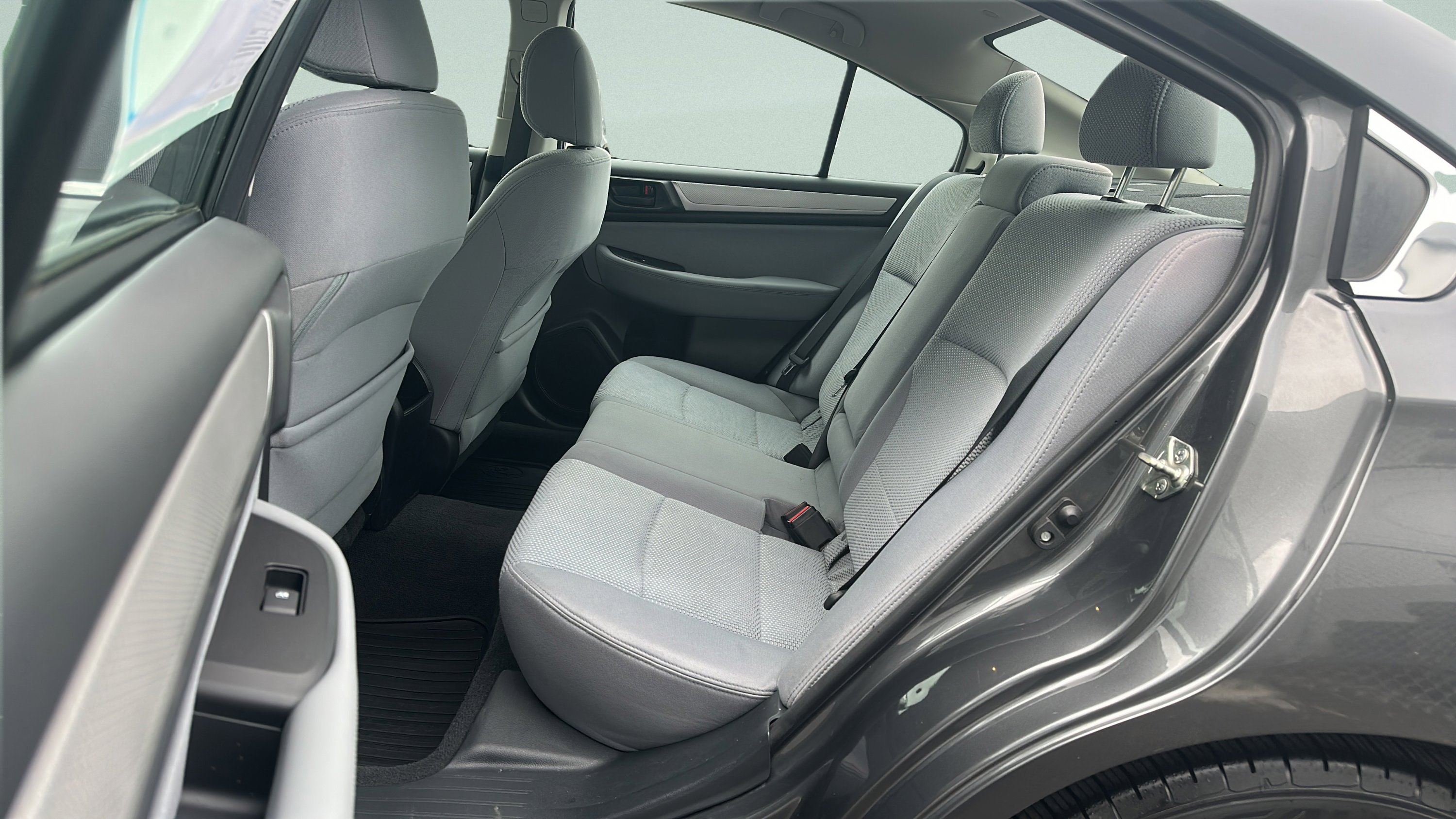 Used 2018 Subaru Legacy 2.5i AWD/4WD image 25