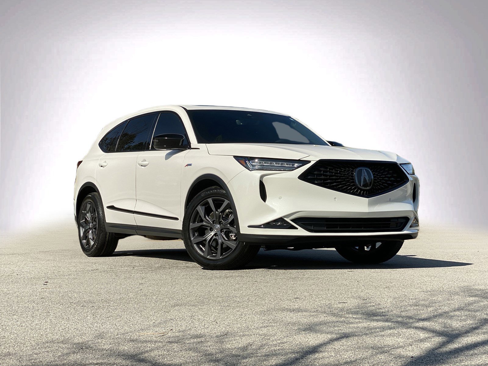 Used 2024 Acura MDX A-Spec image 2