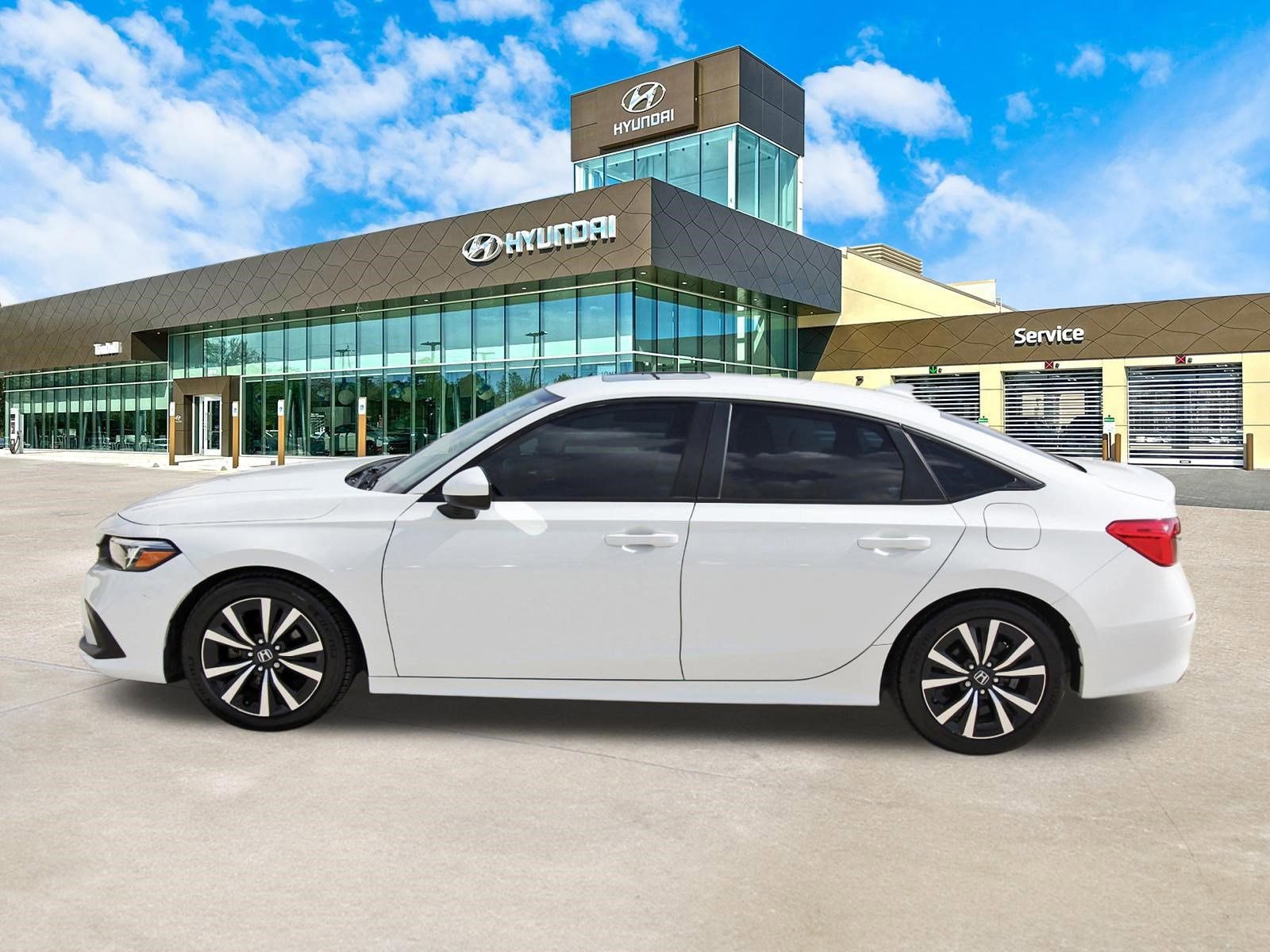 Used 2023 Honda Civic EX image 9