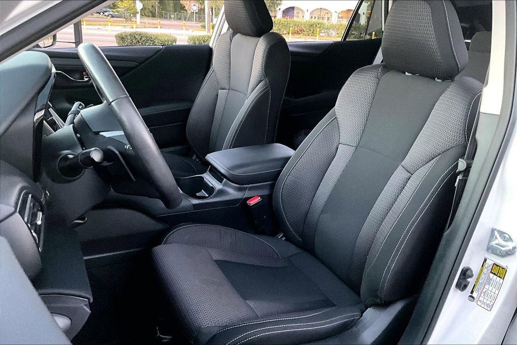 Used 2024 Subaru Outback Premium image 20