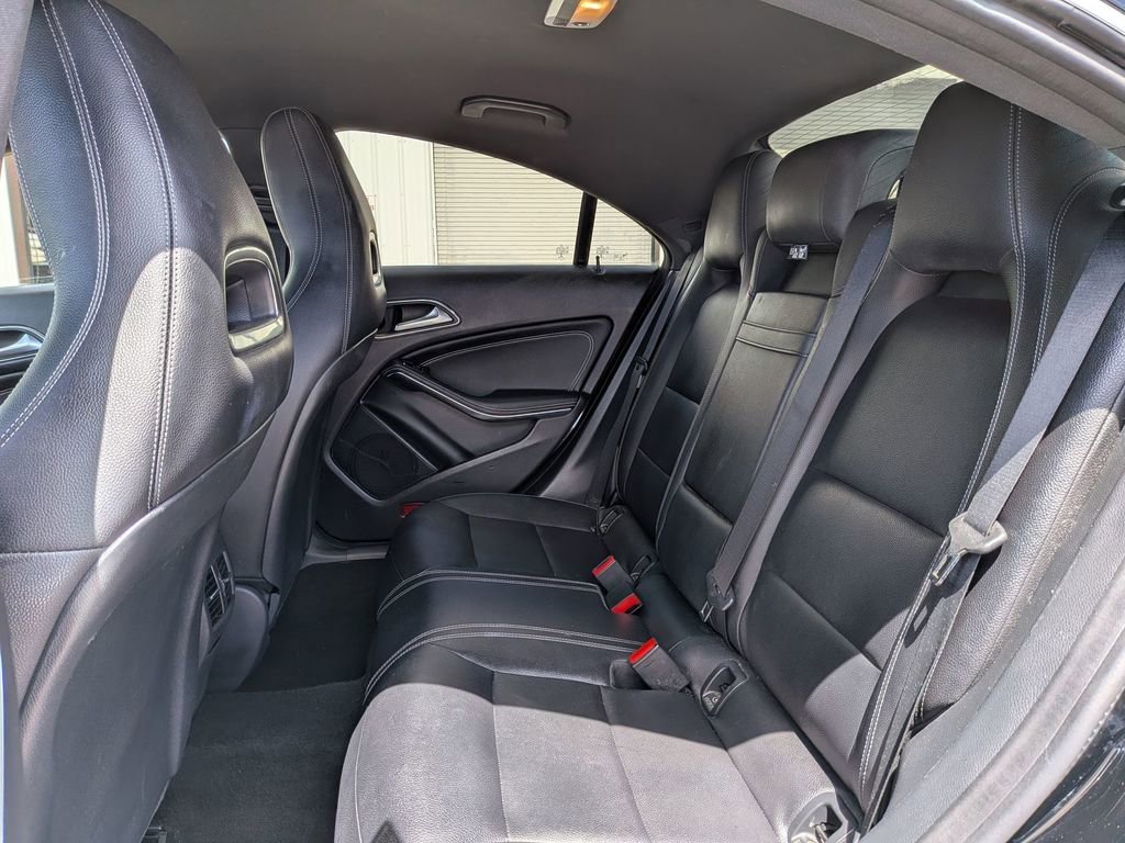 Used 2018 Mercedes-Benz CLA 250 image 25