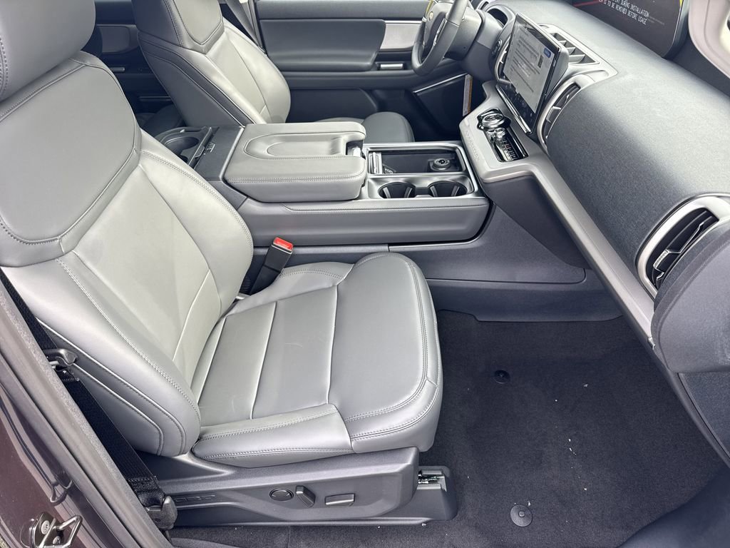 New 2026 Ford Expedition Max Active RWD image 13