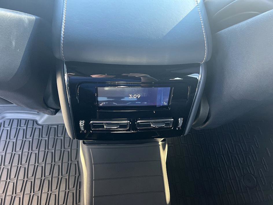 Used 2025 Lincoln Aviator Black Label image 18