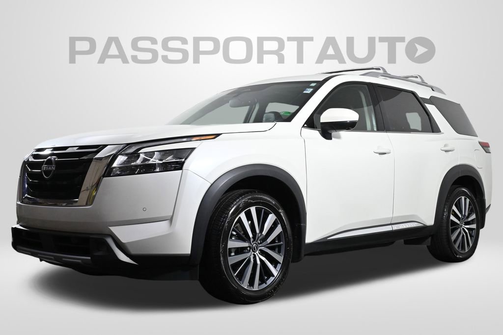 Used 2022 Nissan Pathfinder Platinum w/ Cargo Package image 1