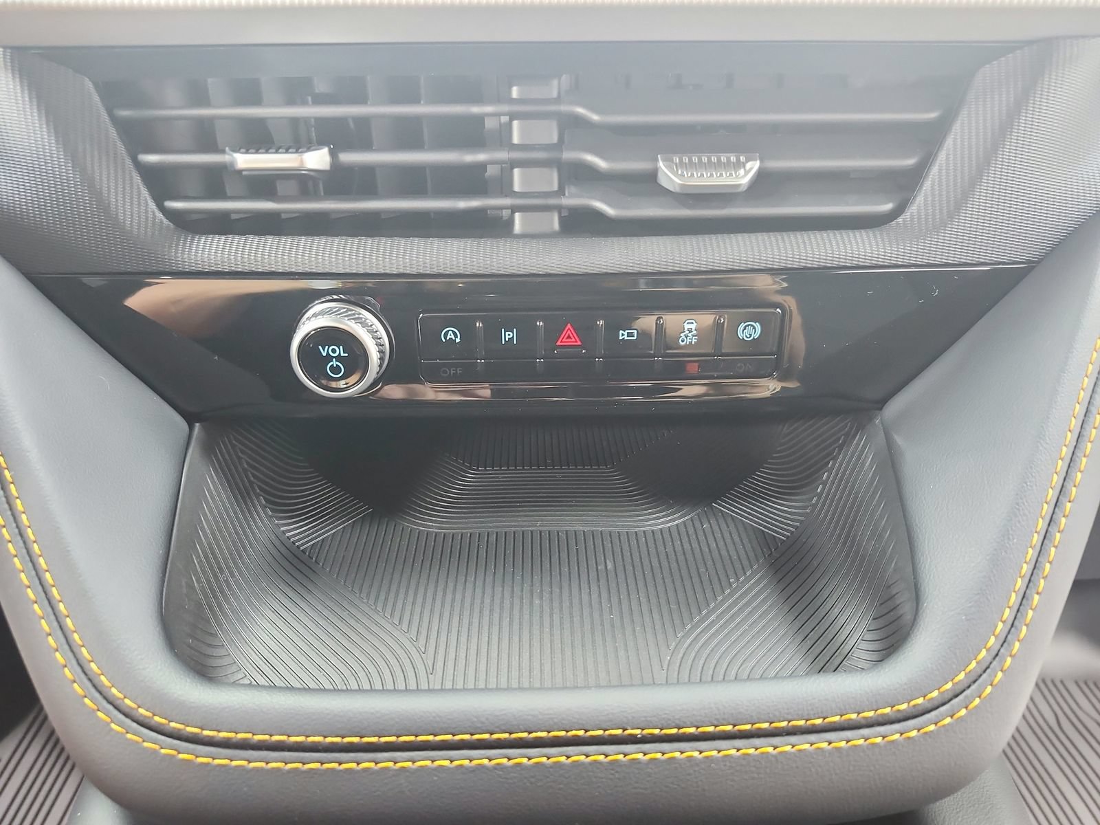 New 2026 Ford Explorer Tremor AWD/4WD image 32