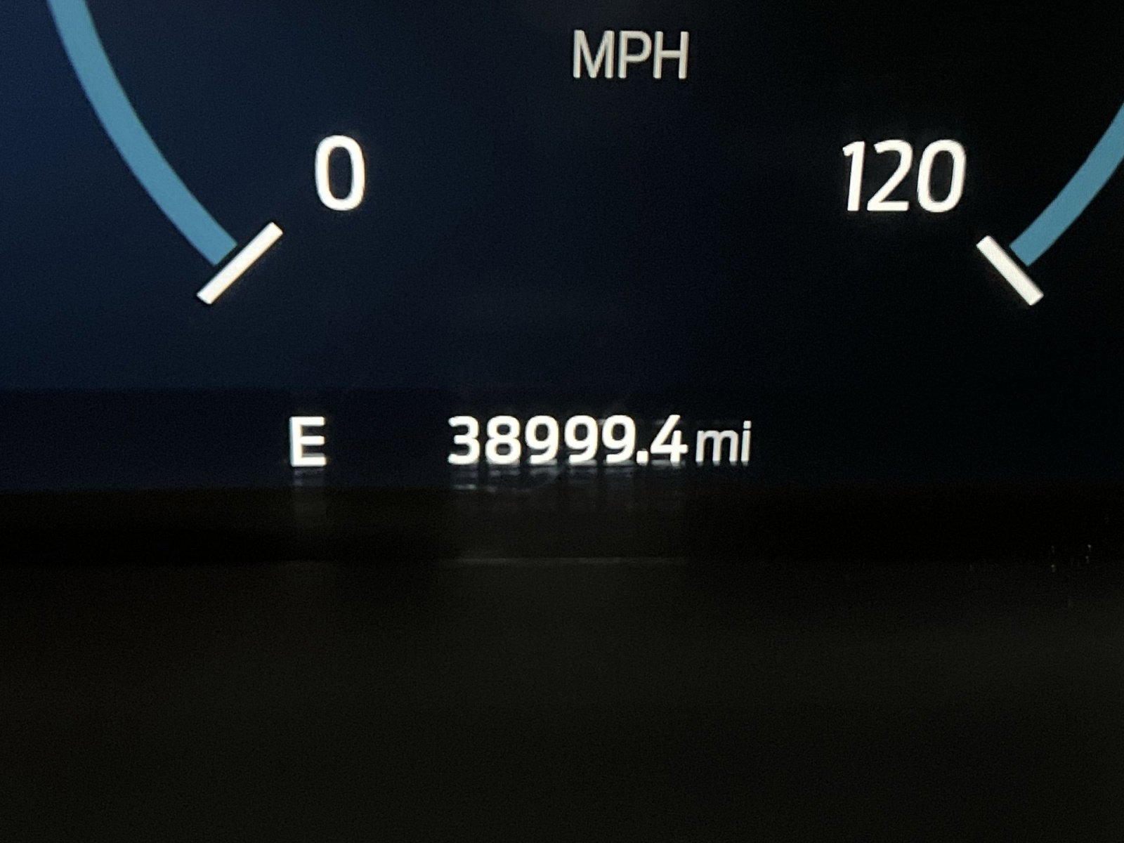 Used 2023 Ford F150 Lariat w/ FX4 Off-Road Package image 17