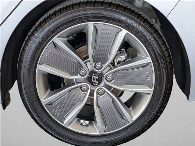 Used 2019 Hyundai Ioniq Limited w/ Ultimate Package 02 FWD image 23