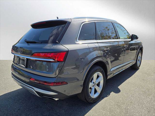 Used 2025 Audi Q7 2.0T Premium w/ Convenience Package image 5