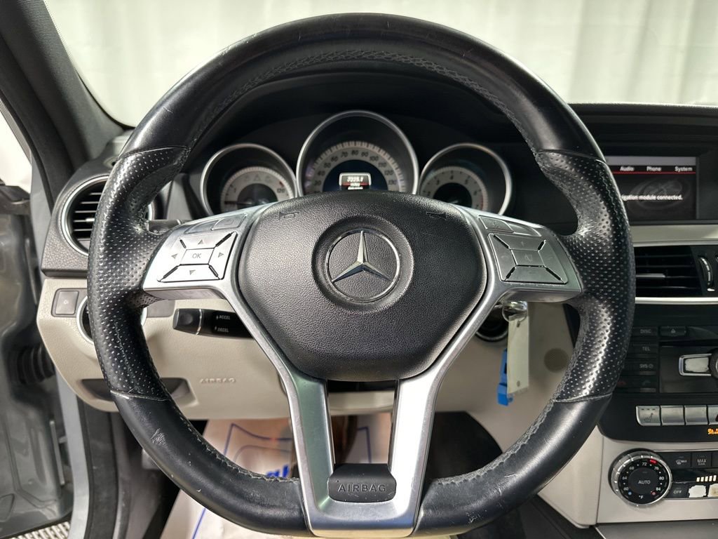 Used 2014 Mercedes-Benz C 250 Sedan image 23