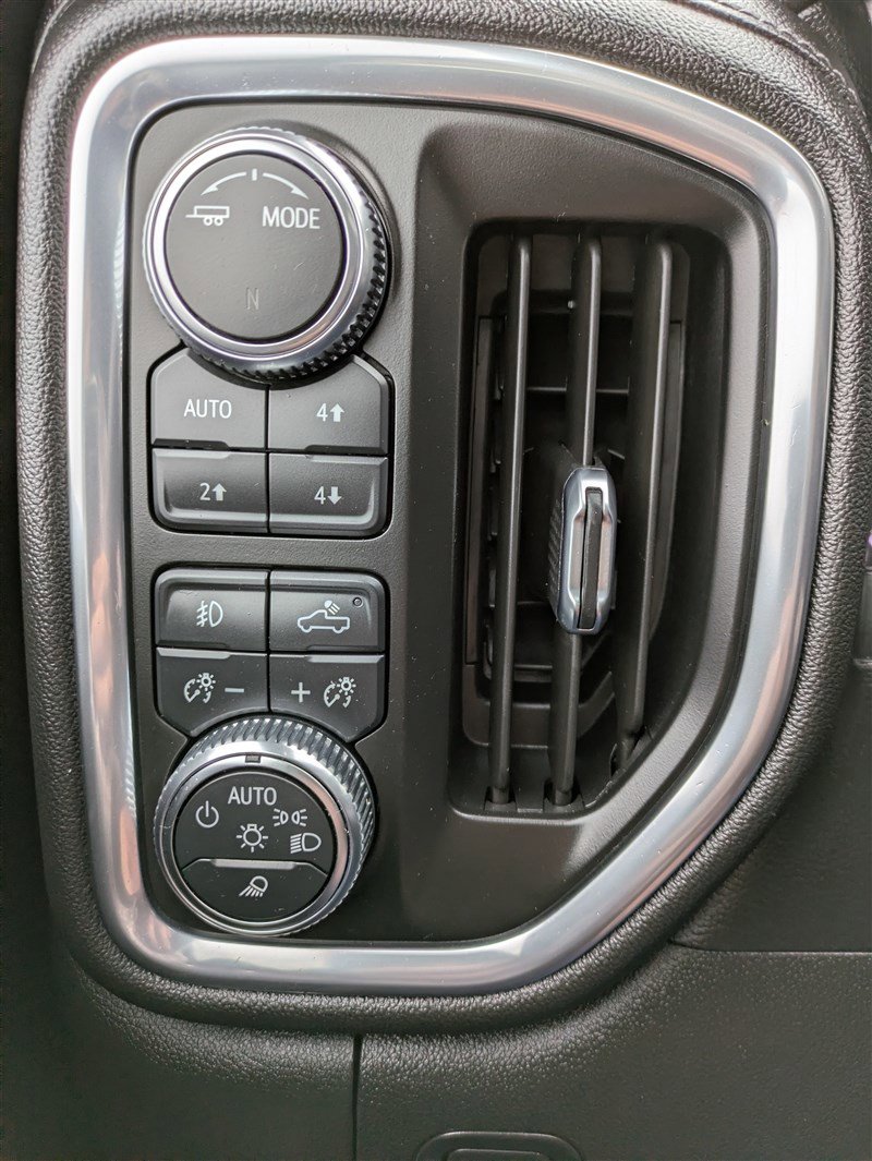 Used 2021 GMC Sierra 2500 SLT w/ SLT Premium Package image 30