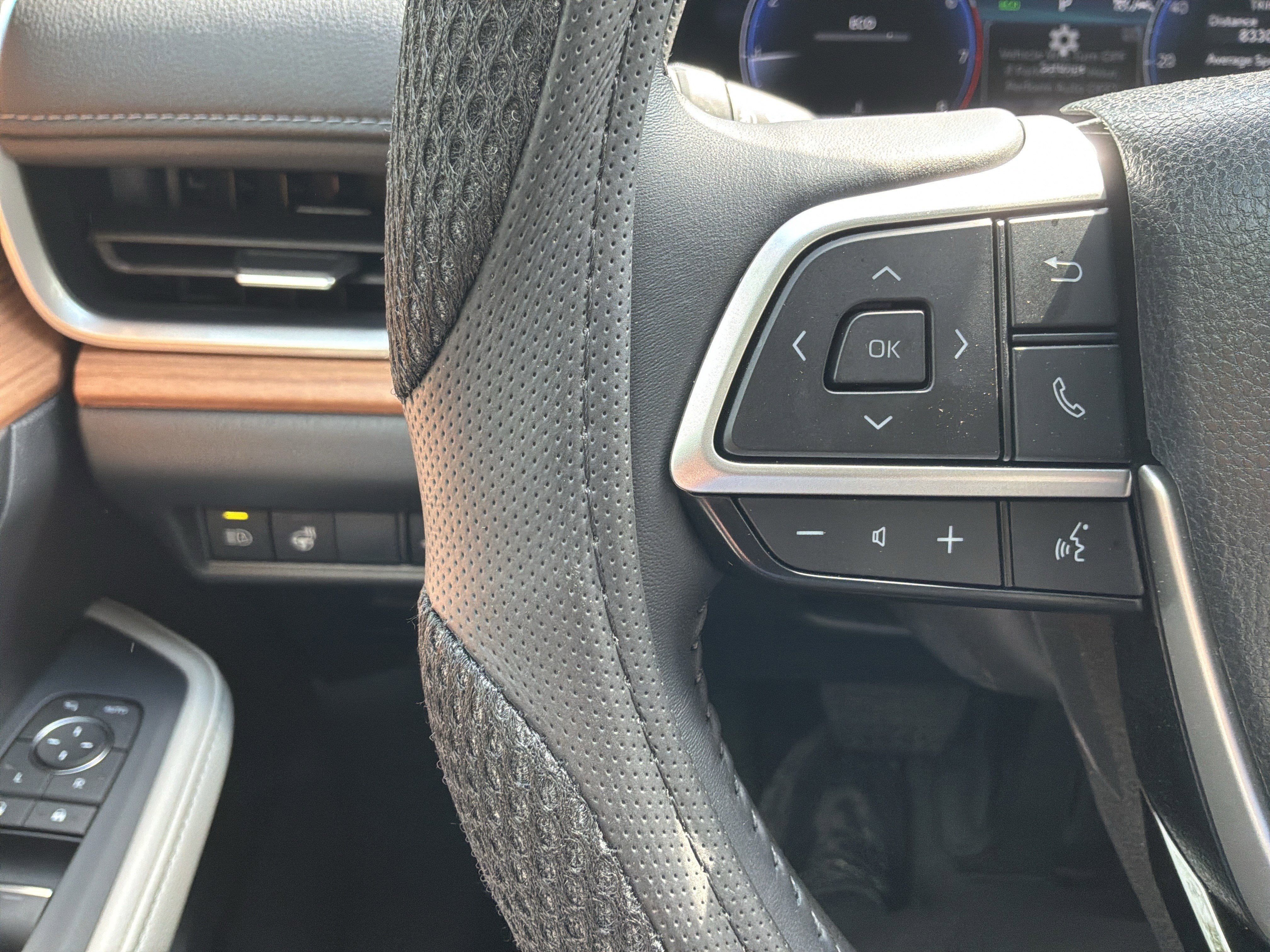 Used 2025 Toyota Grand Highlander FWD image 19