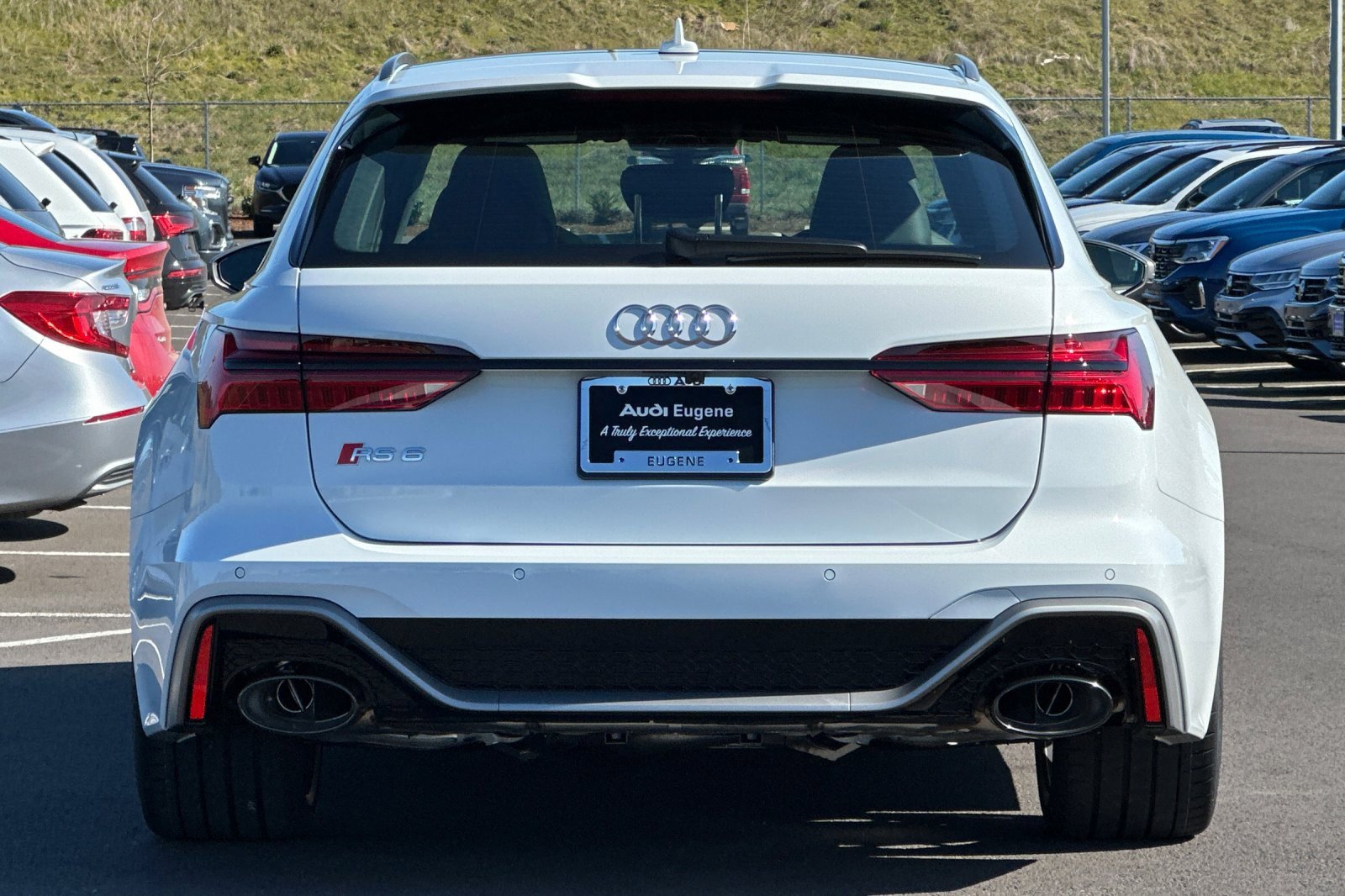 New 2025 Audi RS 6 performance image 4