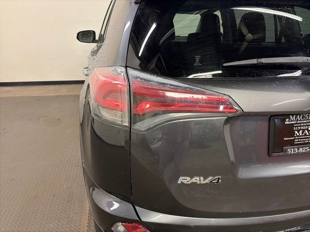 Used 2016 Toyota RAV4 Limited image 7