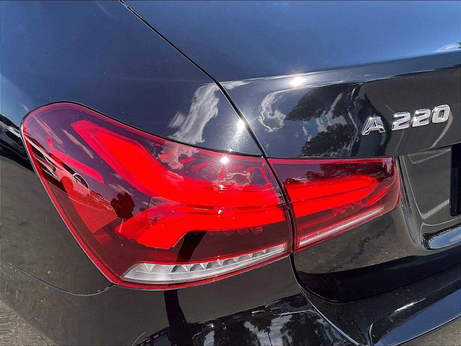 Used 2022 Mercedes-Benz A 220 image 30