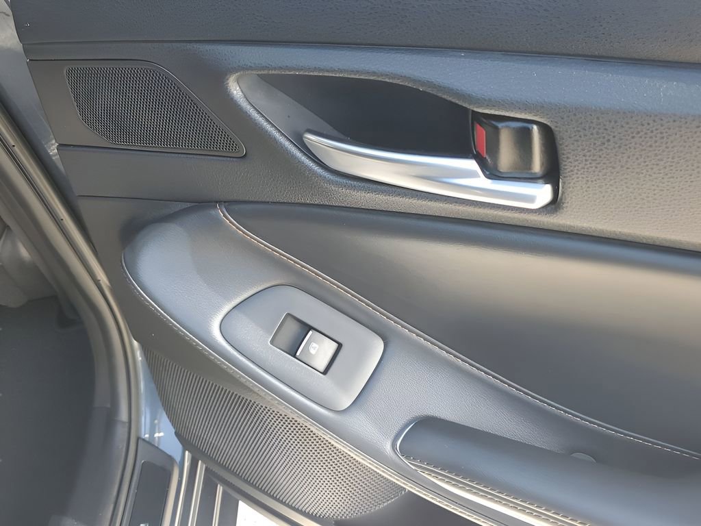 Used 2020 Toyota Avalon XSE image 49