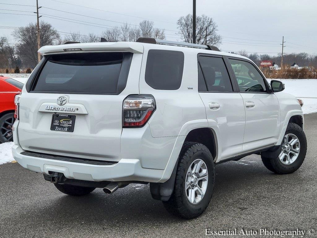 Used 2020 Toyota 4Runner SR5 image 7